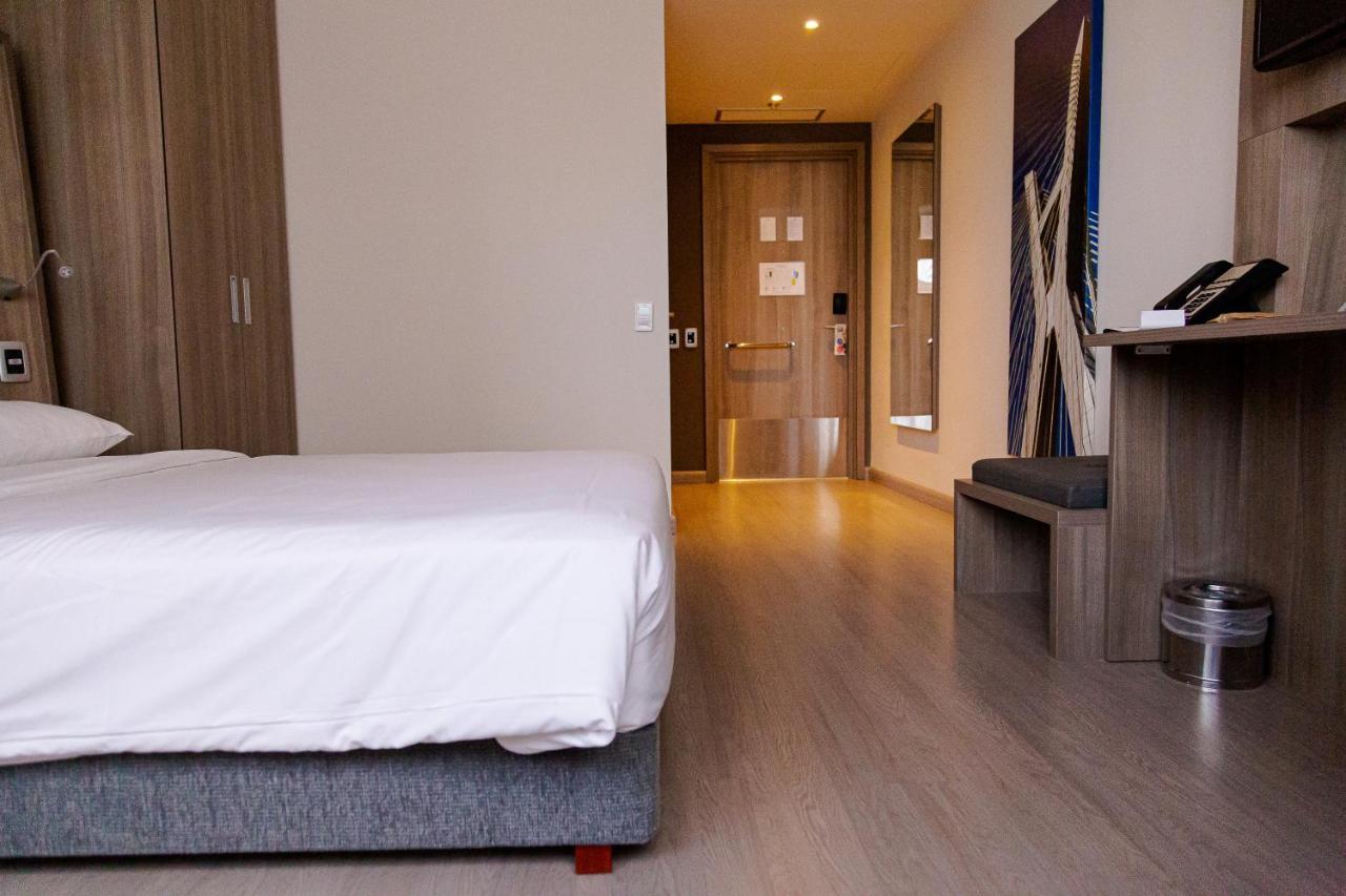 Novotel Sao Paulo Berrini エクステリア 写真